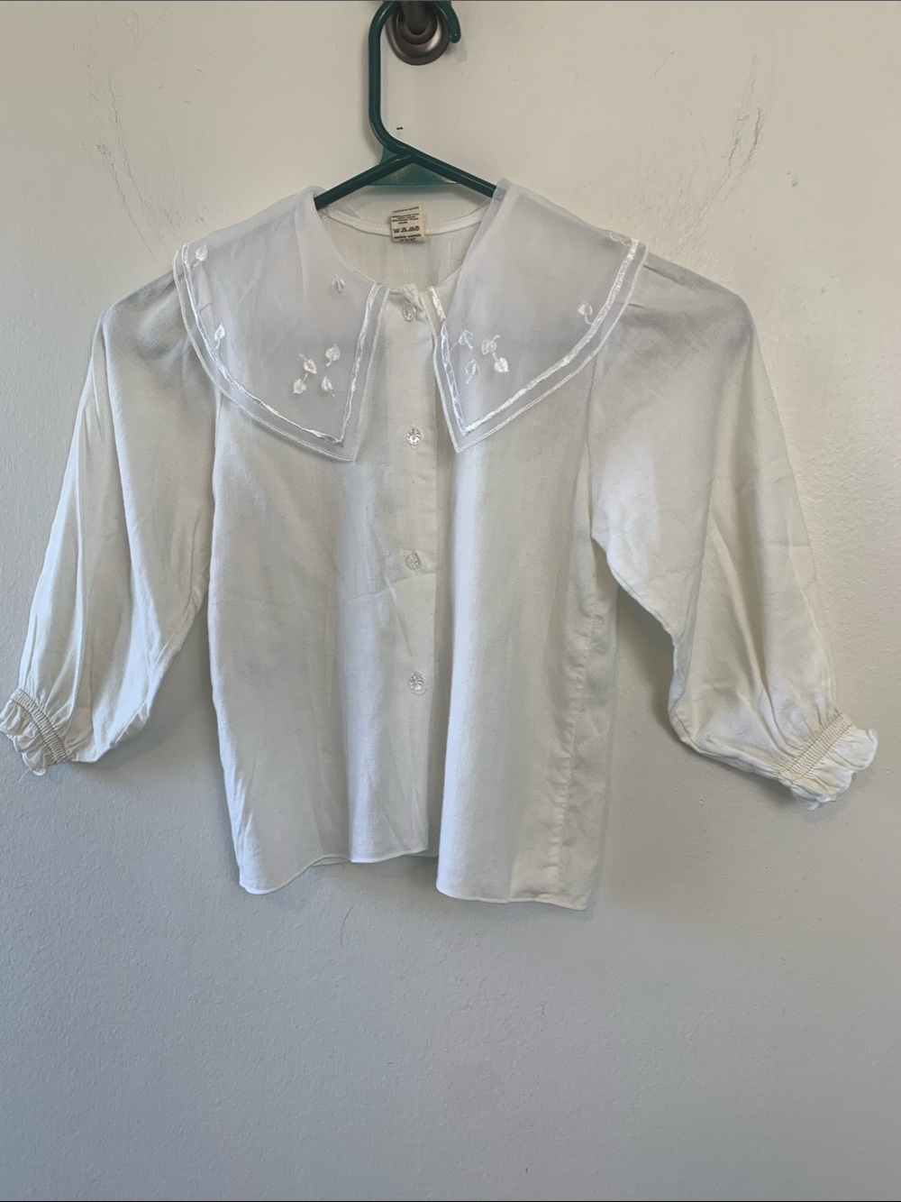 Classic White Girls' Embroidered Peter Pan Blouse